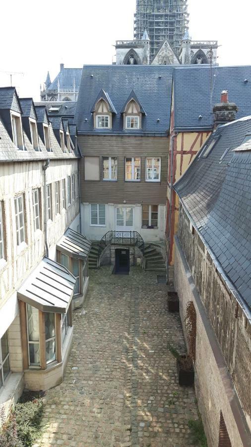 Ferienwohnung Centre Historique L'Authentique Saint Nicolas Ou Le Bourdon De La Cathedrale Rouen Exterior foto