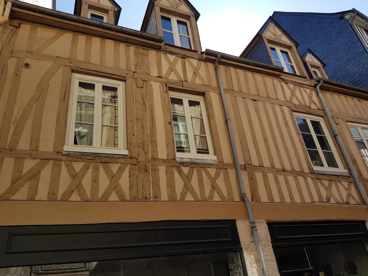 Ferienwohnung Centre Historique L'Authentique Saint Nicolas Ou Le Bourdon De La Cathedrale Rouen Exterior foto